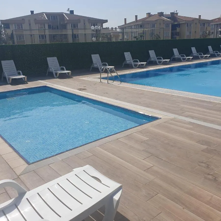 Sea And Lake View, Modern Building, Luxurious Furniture, Residential Complex, Top Floor Istanbul 0*,